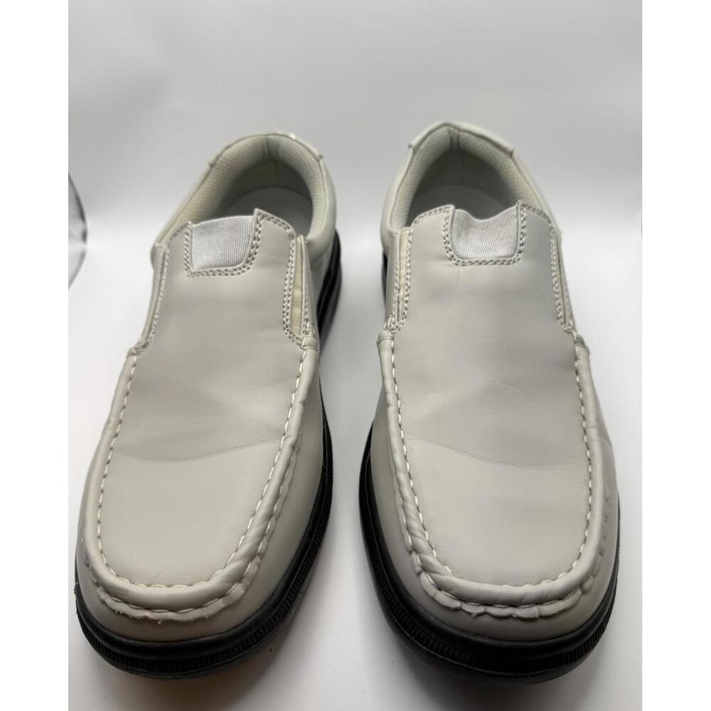 MEN'S COMFORT LITES  BONE COLORED SLIP ON 10D LOAFERS